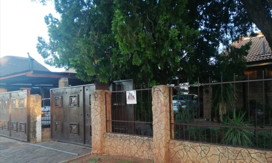 3 Bedroom Property for Sale in Kuruman Northern Cape